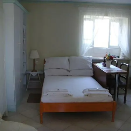Bigonia Corfu Holidays Apartment *